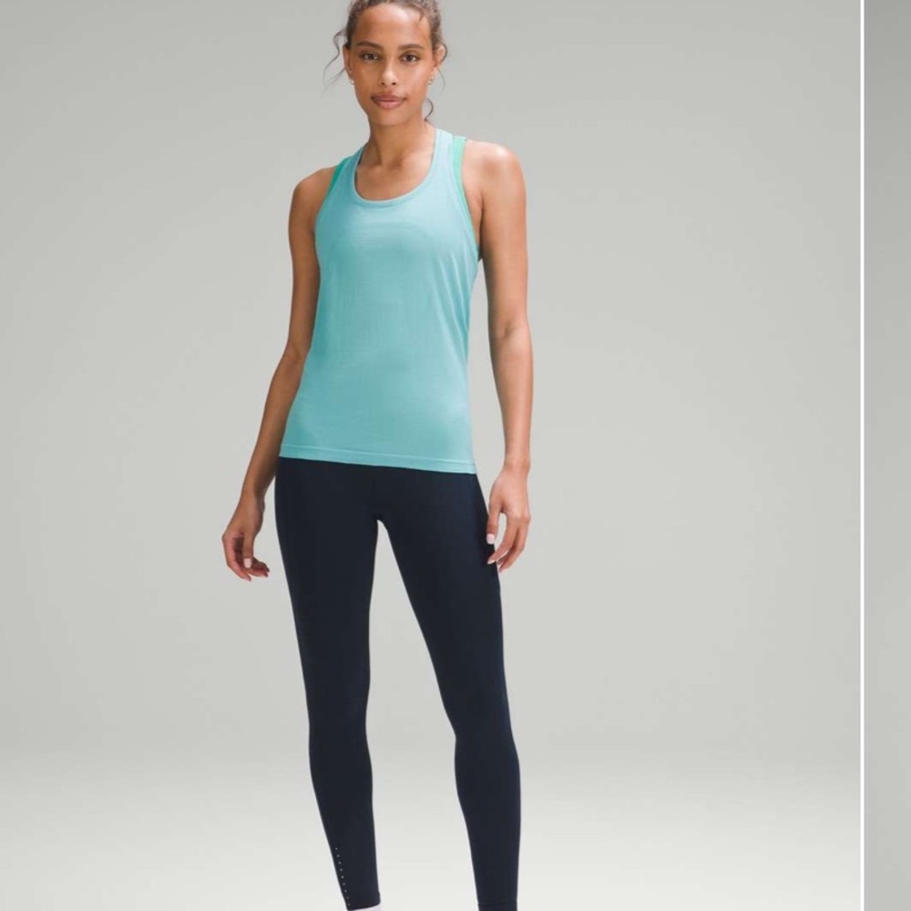 • Lululemon • Women’s Swiftly Tech Racerback Tank Top
Tidal Teal / Tidal Teal 6